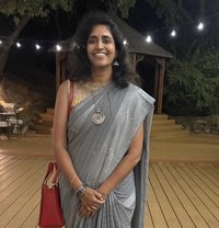 Madhavi - Agencia de putas in Hyderabad