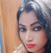 Madhavi - Transsexual escort in Chennai