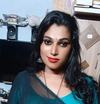 Madhavi Video Call and Real Meet - Acompañantes transexual in Chennai Photo 7 of 7