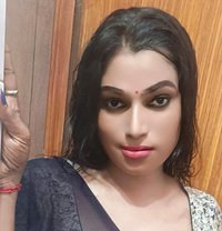 Madhavi Video Call and Real Meet - Acompañantes transexual in Chennai