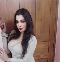 Madhavi Video Call and Real Meet - Acompañantes transexual in Chennai