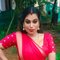 Madhavi Video Call and Real Meet - Acompañantes transexual in Chennai