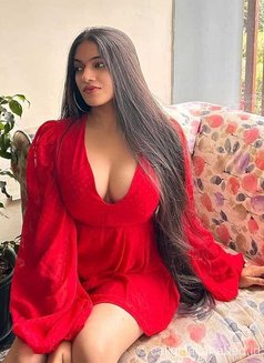 Madhu - escort in Chandigarh Photo 2 of 4