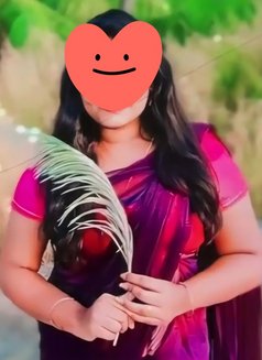 Madhu - escort in Bangalore Photo 1 of 1