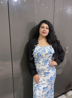 Madhu - escort in Bangkok Photo 3 of 4