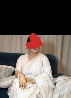Madhu - escort in Hyderabad Photo 1 of 2