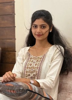 Madhu - escort in Kochi Photo 1 of 2