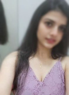 Cam & Real meet available - puta in Pune Photo 1 of 5