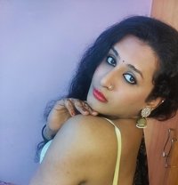Madhu - Transsexual escort in Chennai