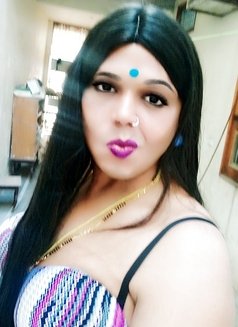 Madhu Randi - escort in New Delhi Photo 5 of 30