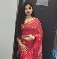 Madhu south India resident in abudhabi - puta in Abu Dhabi