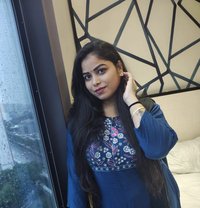 Madhu south India resident in abudhabi - puta in Abu Dhabi