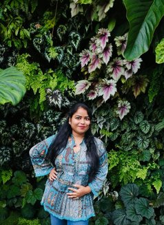 Madhu south Indian in abudhabi - escort in Abu Dhabi Photo 13 of 14