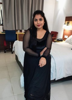 Madhu South Indian Model - escort in Abu Dhabi Photo 4 of 6