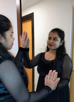 Madhu South Indian Model - escort in Abu Dhabi Photo 6 of 6