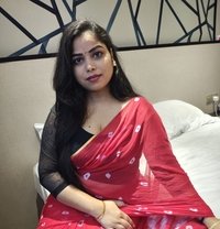 Madhumathi Private Tamil Telugu Young - escort in Singapore Photo 1 of 7