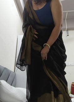 Madhuri Bhabhi - escort in Kolkata Photo 8 of 8