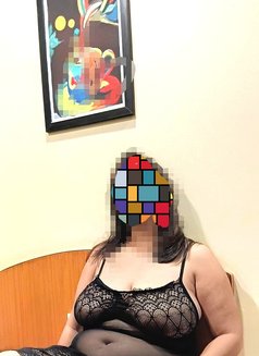 Madhuri Bhabhi - escort in Kolkata Photo 1 of 11