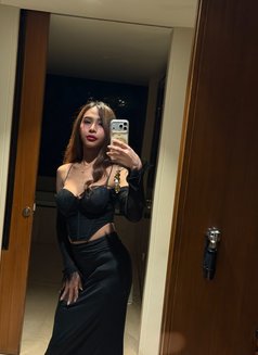 Madie ~ - Transsexual escort in New Delhi Photo 12 of 14