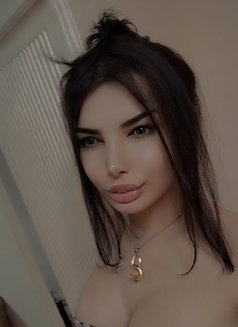Madina - Transsexual escort in Baku Photo 5 of 5