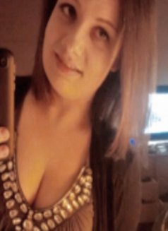 MADISON - escort in Surrey Photo 6 of 6