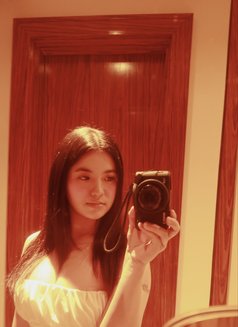 Madison Harper - escort in Manila Photo 1 of 10