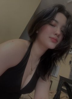 Madison Harper - escort in Manila Photo 10 of 10