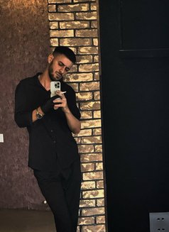 Madter - Acompañantes masculino in Belgrade Photo 2 of 8