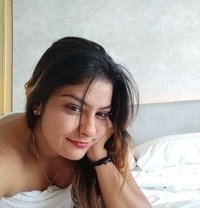 Madu Madu - escort in Colombo