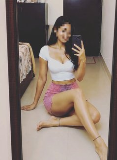 Madu Romantic Girl 20000/ - escort in Colombo Photo 2 of 10