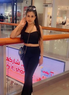 Madu - escort in Dubai Photo 1 of 8