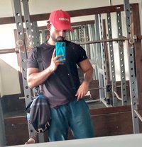 Madushan - Acompañantes masculino in Colombo