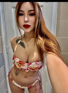 Mae Azumi leaving soon - puta in Ho Chi Minh City Photo 13 of 20