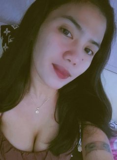 Mae - puta in Dubai Photo 2 of 12