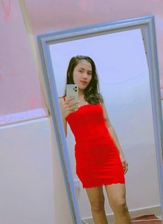 Mae - puta in Dubai Photo 3 of 12