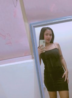 Mae - puta in Dubai Photo 11 of 12