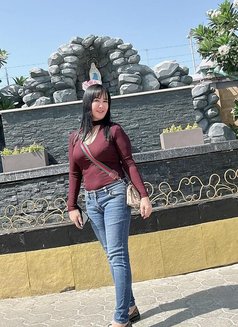 Mariam - puta in Dubai Photo 4 of 6