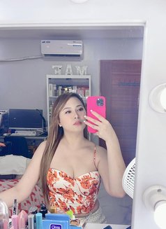Mae - escort in Mumbai Photo 7 of 7