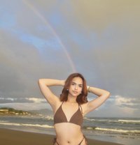 Mae - Transsexual escort in Manila