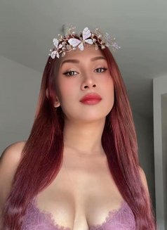Mae - escort in Mumbai Photo 4 of 7