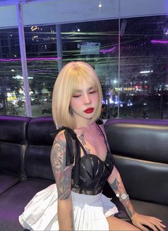 Mafia Hot Sex - Acompañantes transexual in Manila Photo 4 of 4