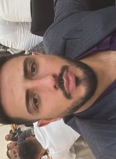 Maga - Acompañantes masculino in Dubai Photo 3 of 3