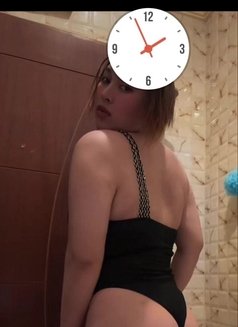 Magda - Transsexual escort in Jeddah Photo 5 of 8