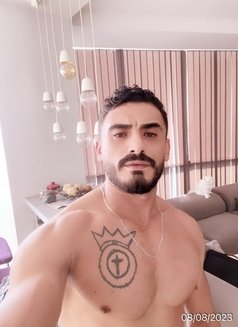 Maged - Male escort in Abu Dhabi Photo 1 of 1