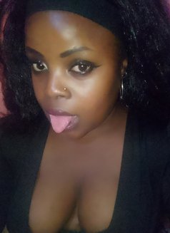 Maggie Diva - escort in Nairobi Photo 6 of 7