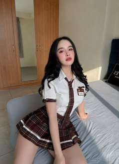 Maggie-Japan- Rimming-ass-full service - puta in Dubai Photo 13 of 13