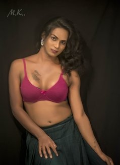 Maggie Shemale - Acompañantes transexual in Hyderabad Photo 1 of 3