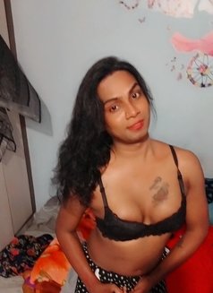 Maggie Shemale - Transsexual escort in Hyderabad Photo 3 of 3