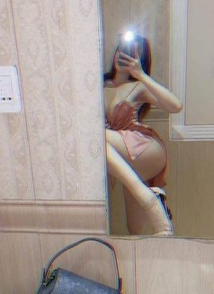 Maggie - puta in Jeddah Photo 4 of 4