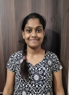 Maghna(only real) - puta in Bangalore Photo 2 of 9